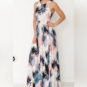 Women’s Palm Print Sleeveless Maxi Dress with Pockets Size Large